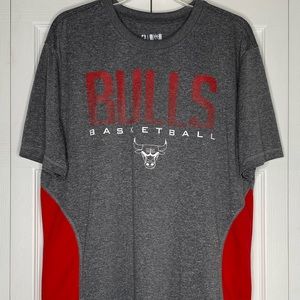Men's IU Chicago Bulls T-Shirt NBA Basketball Gray Red Short Sleeve Size XL